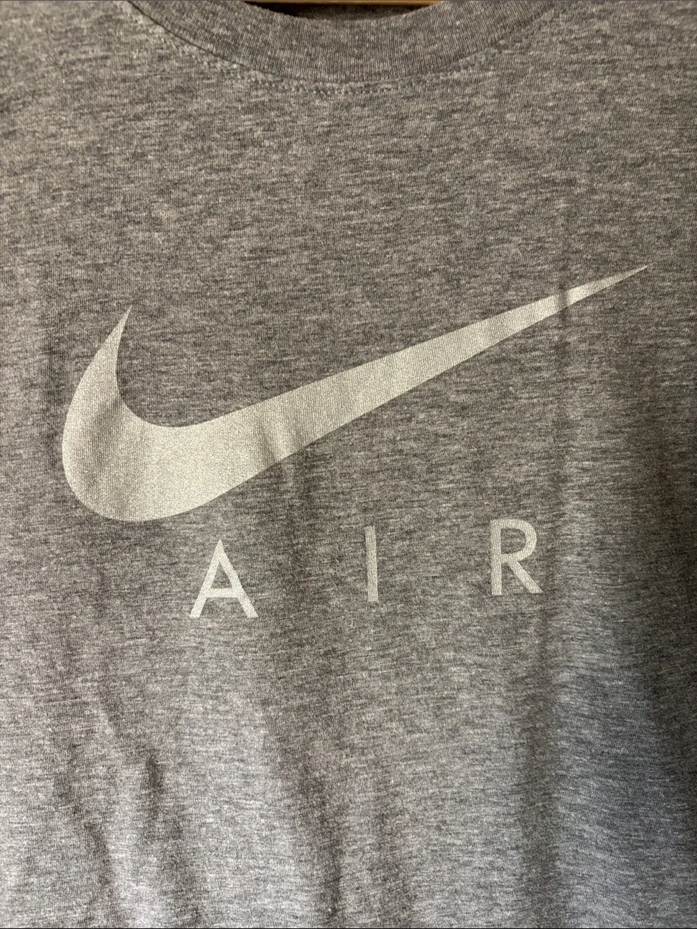 Nike Gray 'AIR' Logo Short Sleeve Tee Large excellent